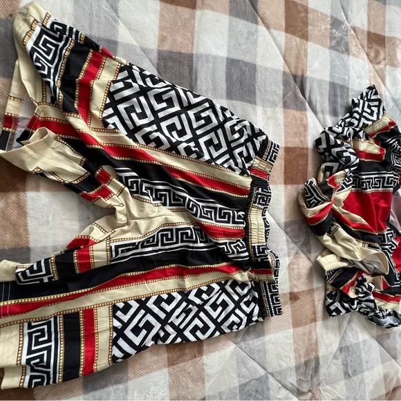 Bold Geometric Patterned Shorts - Picture 2 of 2